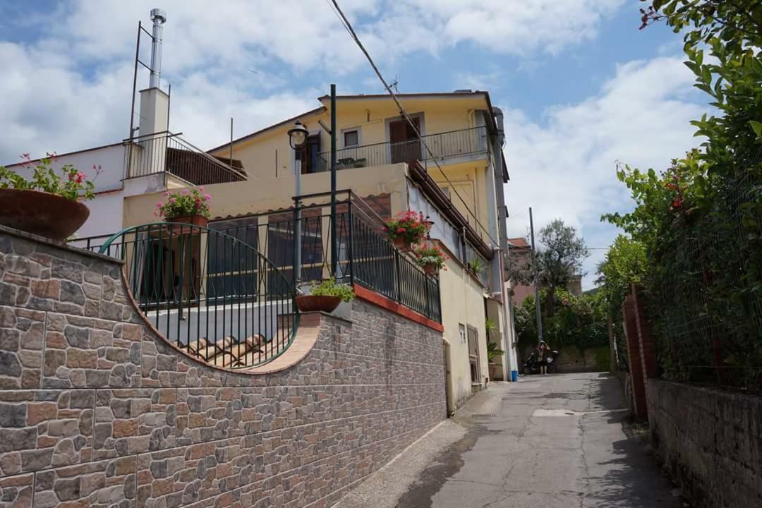 Mont E Case Da Martina Vico Equense Exterior foto